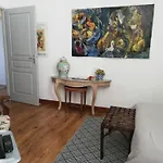 La Clef De Champs Privatunterkunft *