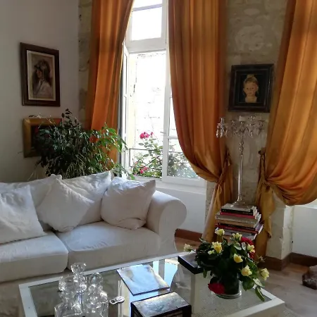 La Clef De Champs Homestay